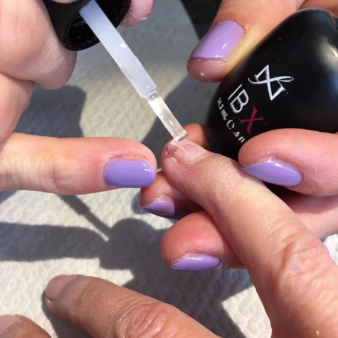 IBX onder de gelnagellak
